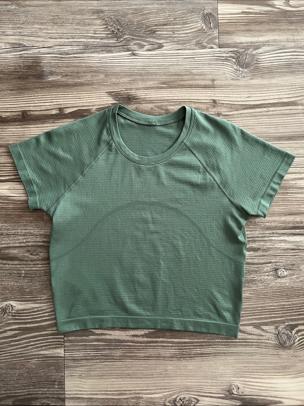 Lululemon Swiftly Tech Cropped Short-Sleeve Shirt 2.0 Green Size 8